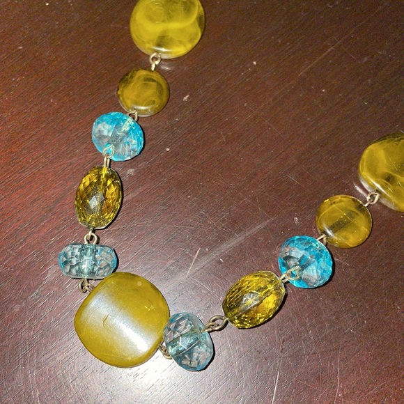 Beaded Necklace - Picture 3 of 4